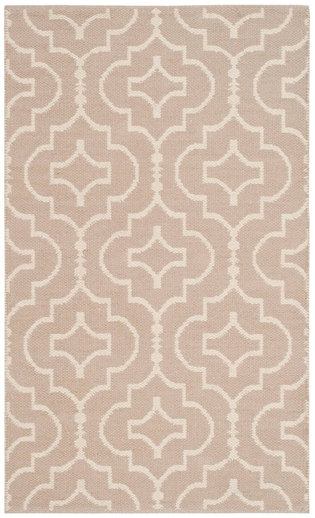 Safavieh Montauk Mtk722A Grey / Ivory Rugs.