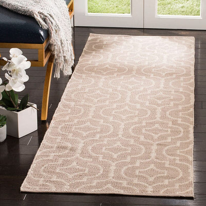 Safavieh Montauk Mtk722A Grey / Ivory Geometric Area Rug