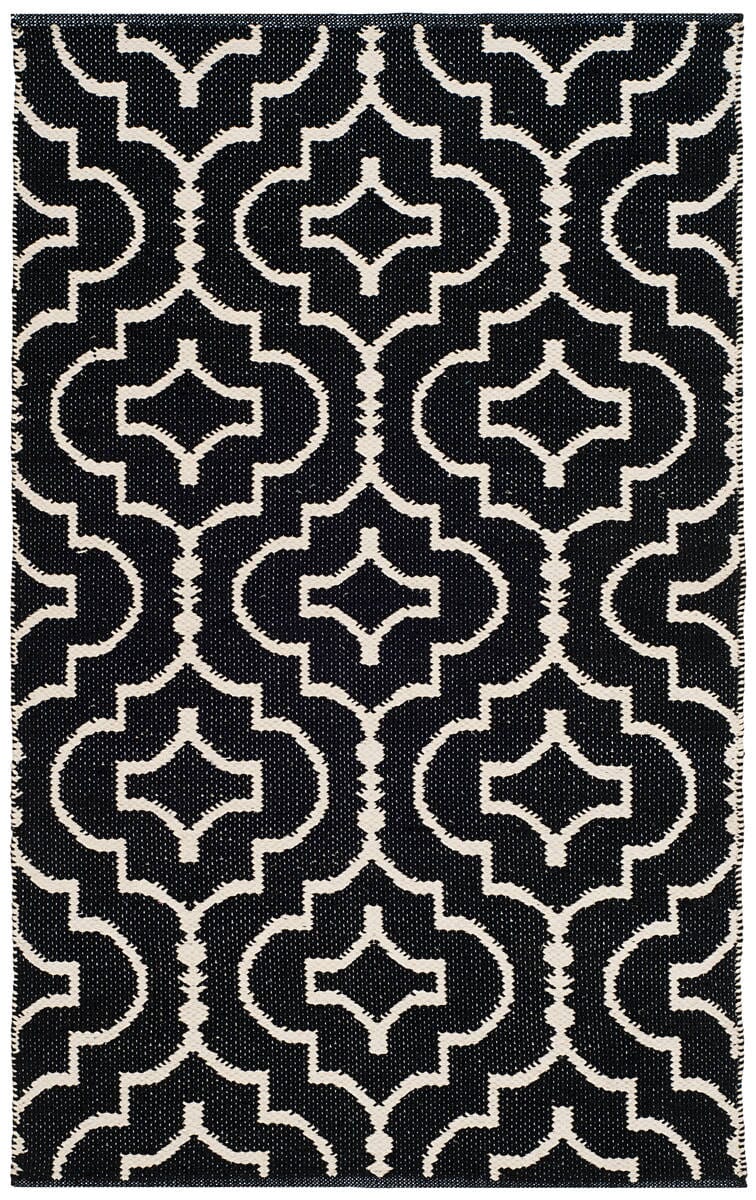 Safavieh Montauk Mtk722D Black / Ivory Geometric Area Rug