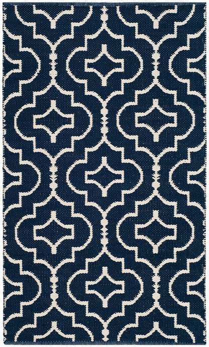 Safavieh Montauk Mtk722H Navy / Ivory Geometric Area Rug