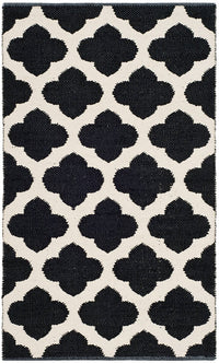 Safavieh Montauk Mtk723D Black / Ivory Geometric Area Rug