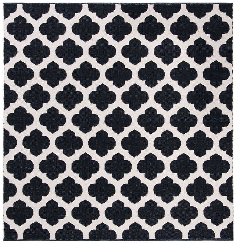 Safavieh Montauk Mtk723D Black / Ivory Geometric Area Rug