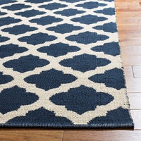 Safavieh Montauk Mtk723H Navy / Ivory Geometric Area Rug