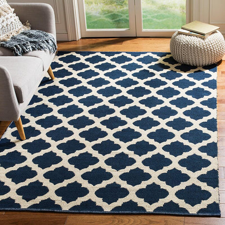 Safavieh Montauk Mtk723H Navy / Ivory Rugs.