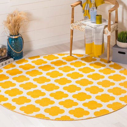 Safavieh Montauk Mtk723J Yellow / Ivory Geometric Area Rug