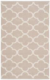 Safavieh Montauk Mtk725A Grey / Ivory Rugs.