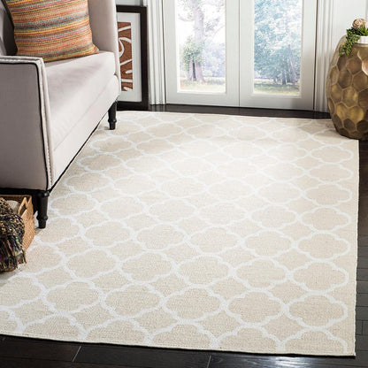 Safavieh Montauk Mtk725B Beige / Ivory Geometric Area Rug