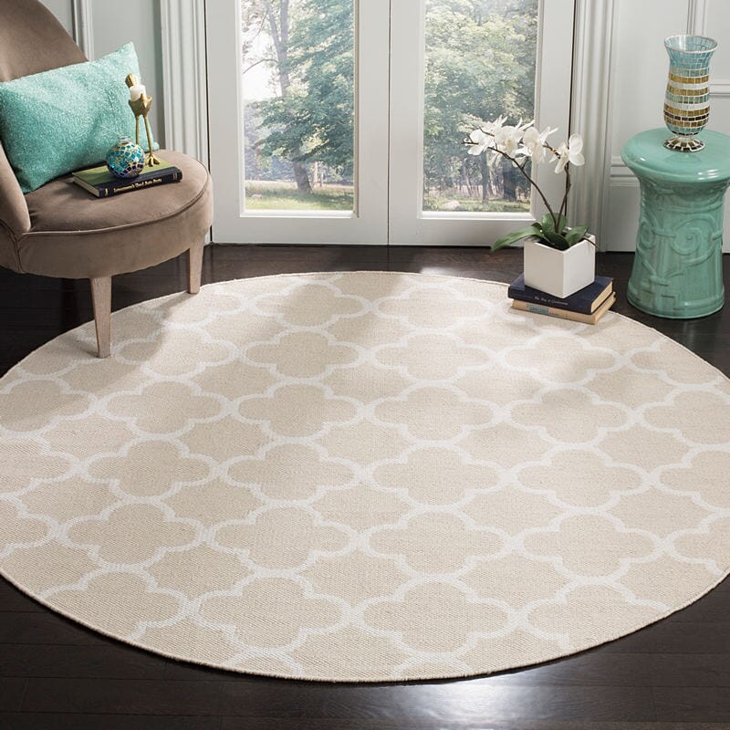 Safavieh Montauk Mtk725B Beige / Ivory Geometric Area Rug