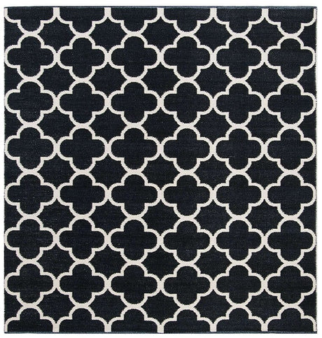 Safavieh Montauk Mtk725D Black / Ivory Rugs.