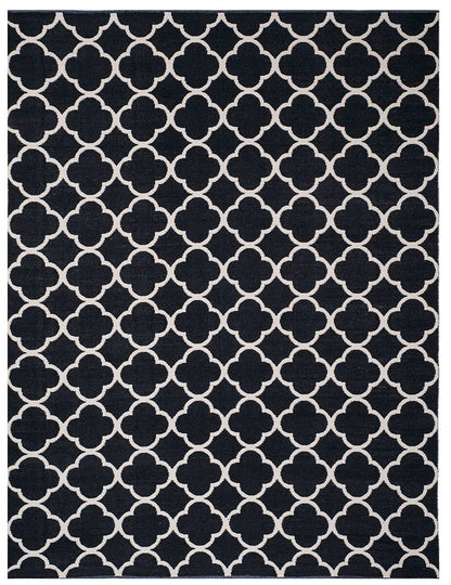 Safavieh Montauk Mtk725D Black / Ivory Geometric Area Rug