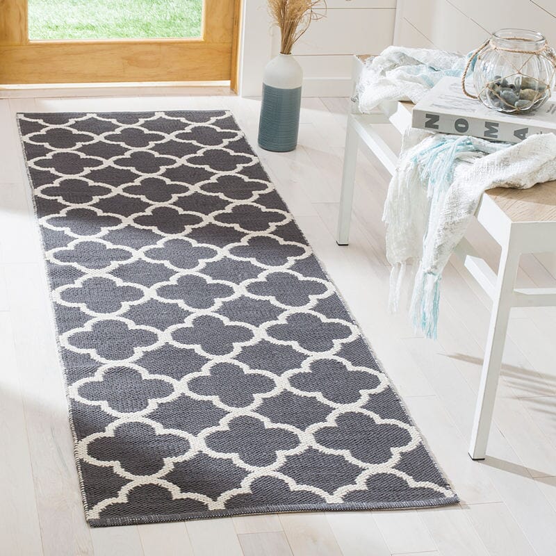 Safavieh Montauk Mtk725E Dark Grey / Ivory Geometric Area Rug