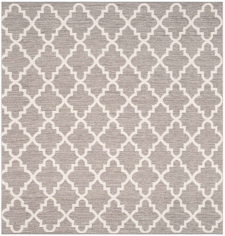 Safavieh Montauk Mtk810A Grey / Ivory Geometric Area Rug