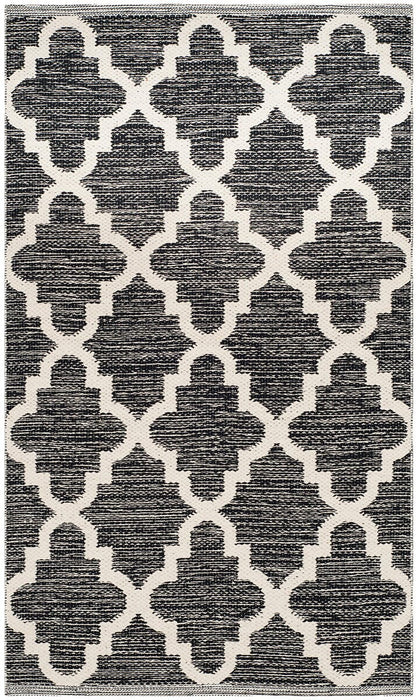 Safavieh Montauk Mtk810D Black / Ivory Geometric Area Rug