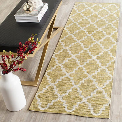 Safavieh Montauk Mtk810G Green / Ivory Geometric Area Rug