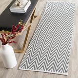 Safavieh Montauk Mtk812A Grey / Ivory Rugs.