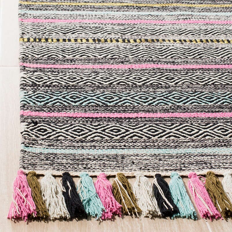 Safavieh Montauk Mtk901B Black / Multi Striped Area Rug