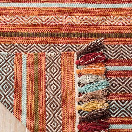 Safavieh Montauk Mtk901D Rust / Multi Rugs.