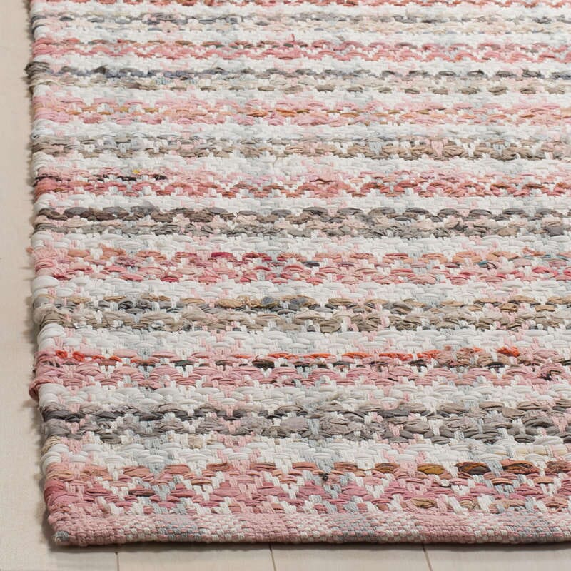 Safavieh Montauk Mtk950D Pink / Multi Striped Area Rug