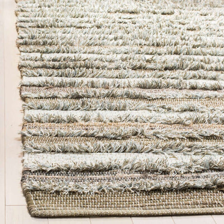 Safavieh Montauk Mtk951E Beige / Multi Rugs.