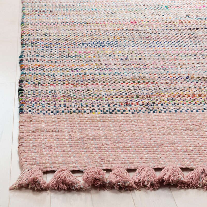 Safavieh Montauk Mtk972D Pink / Multi Area Rug