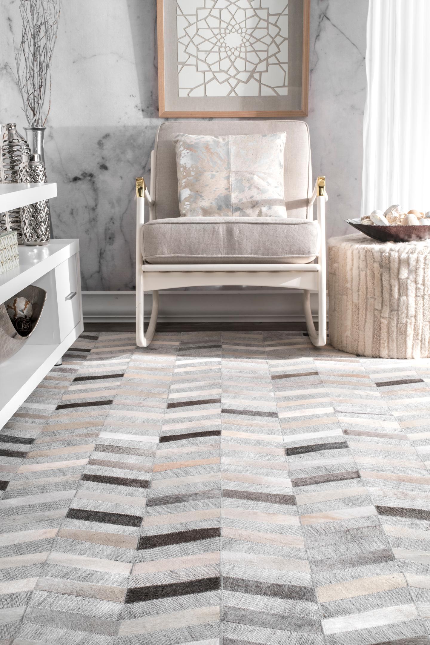 Nuloom Cowhide Mitch Nco3556A Silver Area Rug