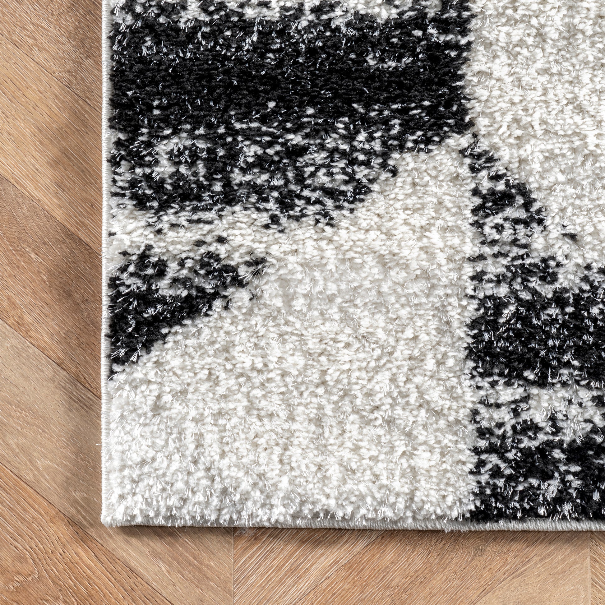 Nuloom Avery Herringbone Cozy Nav1918A Black And White Area Rug