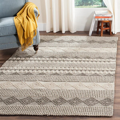 Safavieh Natura Nat102A Grey/Ivory Rug.