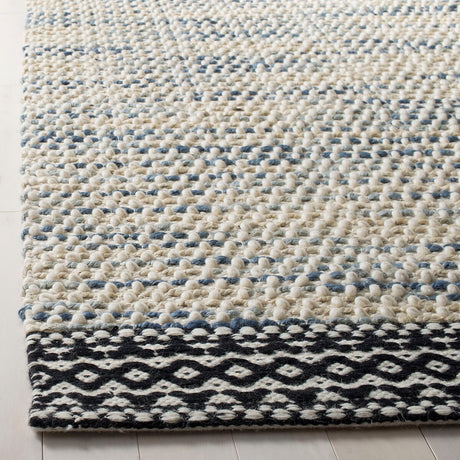 Safavieh Natura Nat106Z Black / Ivory Rugs.