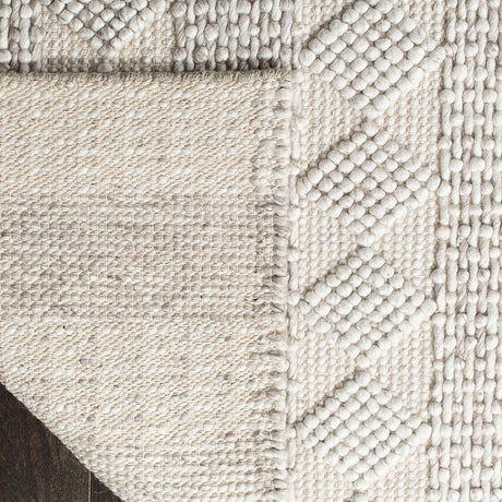 Safavieh Natura Nat252B Beige / Ivory Rugs.