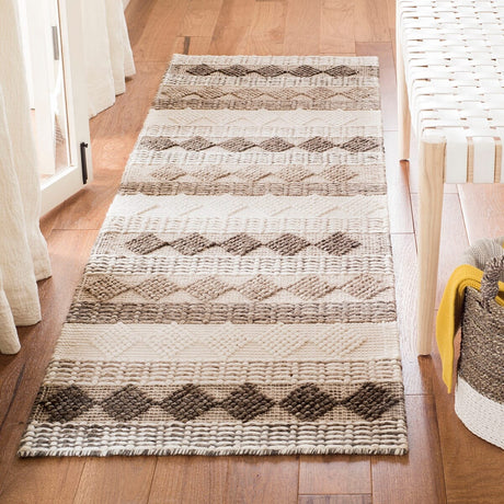Safavieh Natura Nat252F Grey / Ivory Rugs.