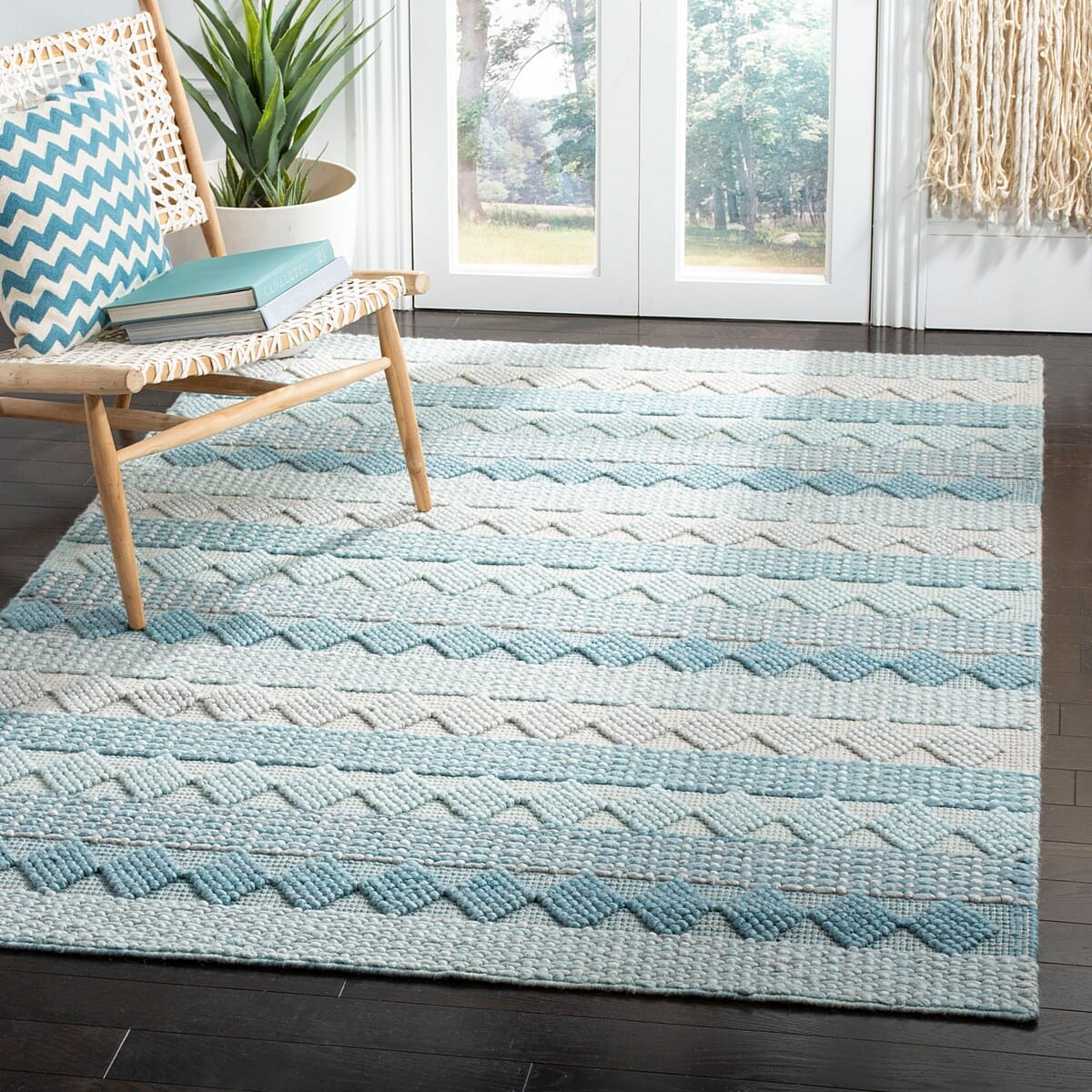 Safavieh Natura Nat252M Blue / Ivory Striped Area Rug