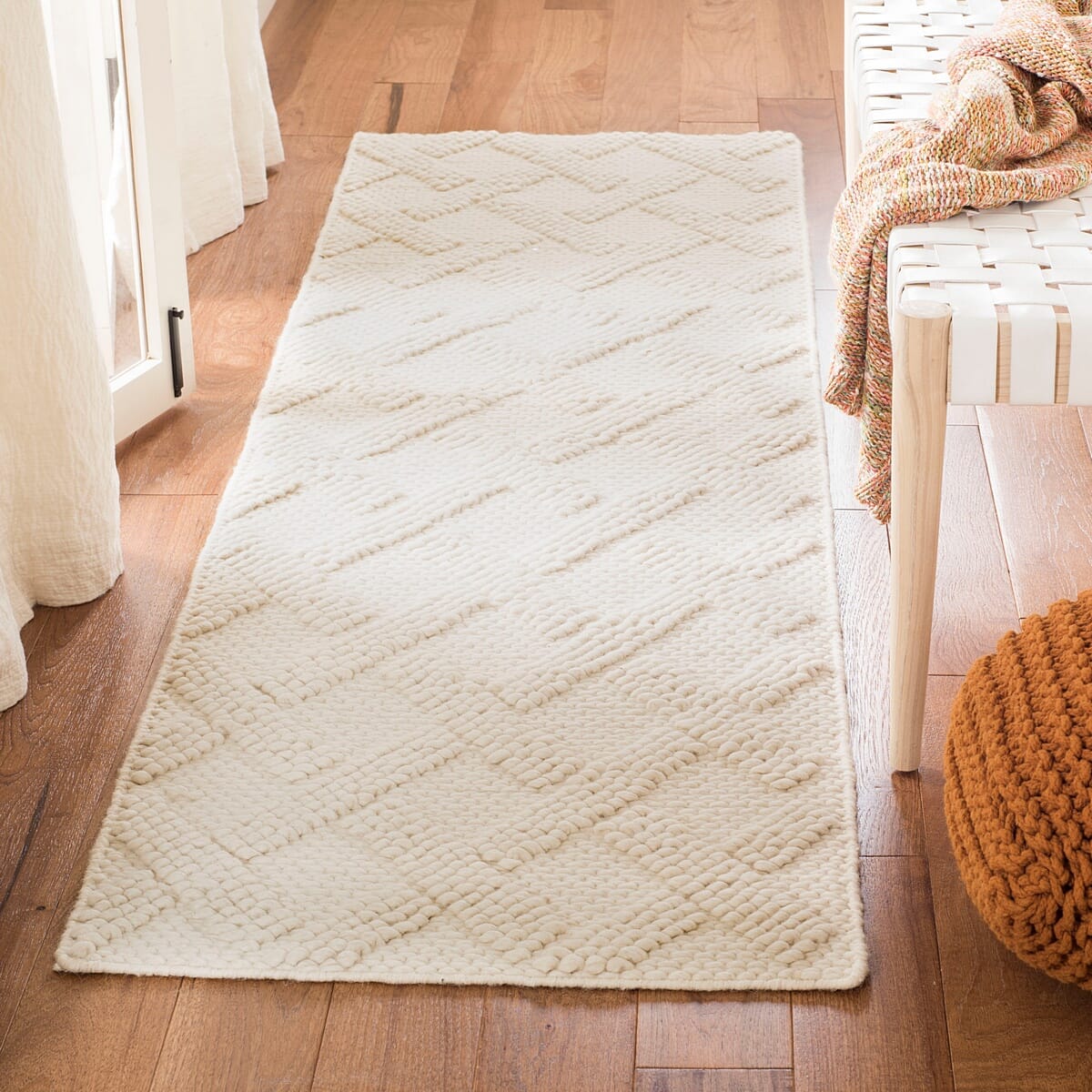 Safavieh Natura Nat253A Ivory / Beige Geometric Area Rug