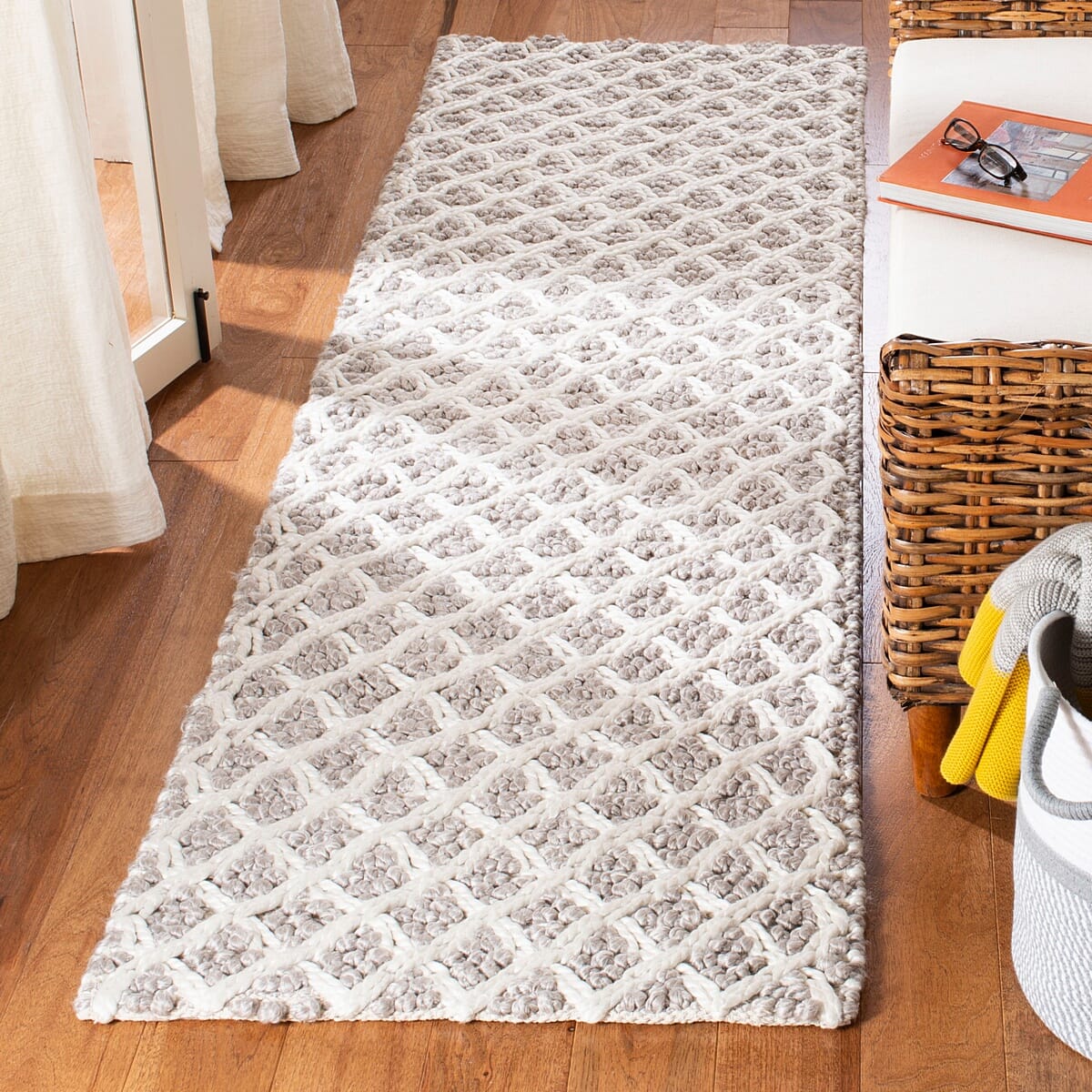 Safavieh Natura Nat404A Ivory/Beige Rug.