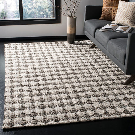 Safavieh Natura Nat407Z Black/Ivory Rug.