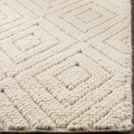 Safavieh Natura Nat623A Ivory Rug.