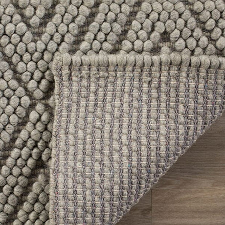 Safavieh Natura Nat623C Silver Rugs.