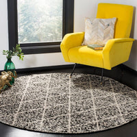 Safavieh Natura Nat712C Ivory / Black Geometric Area Rug