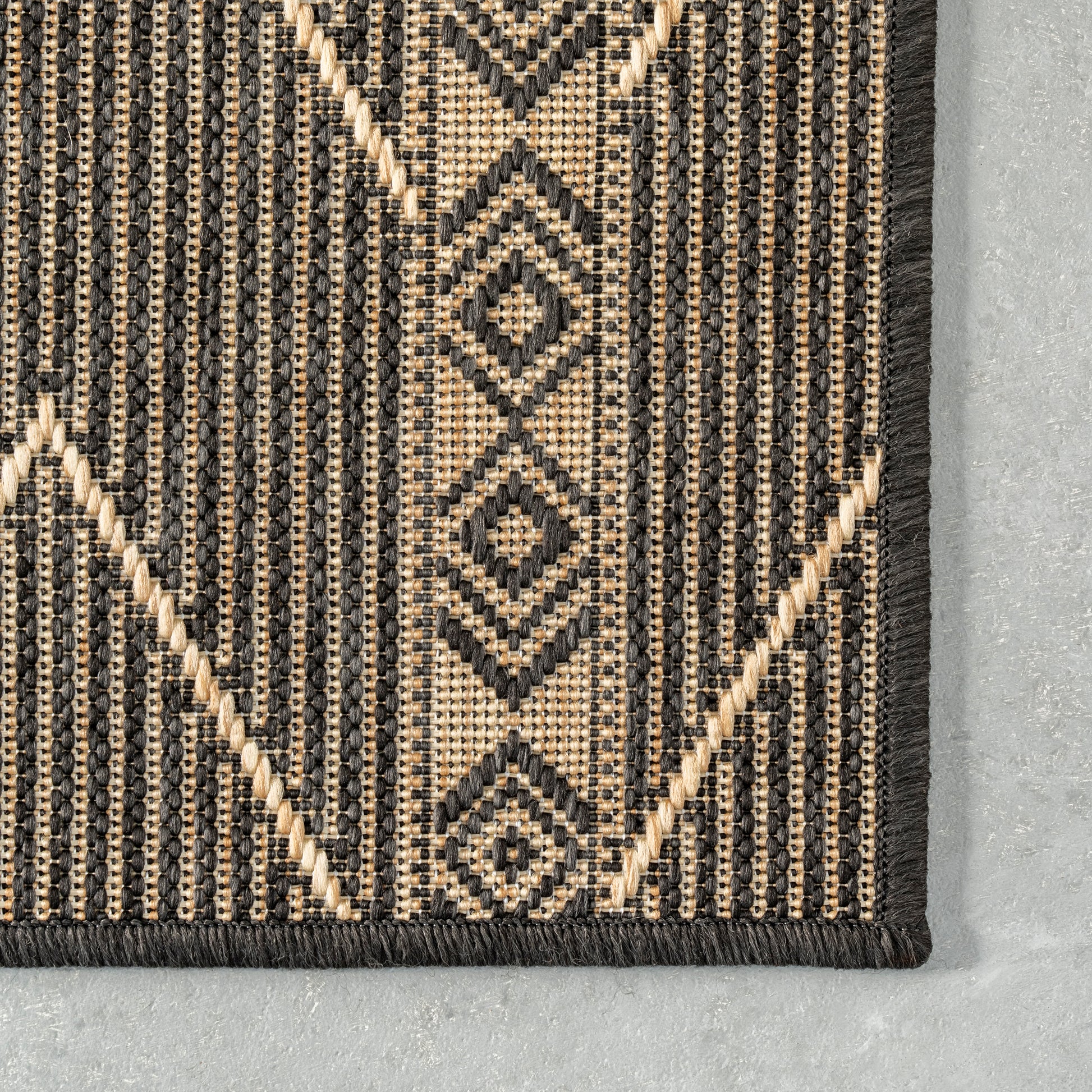 Nuloom Ivonne Chevron Tribal Niv1818A Charcoal Area Rug