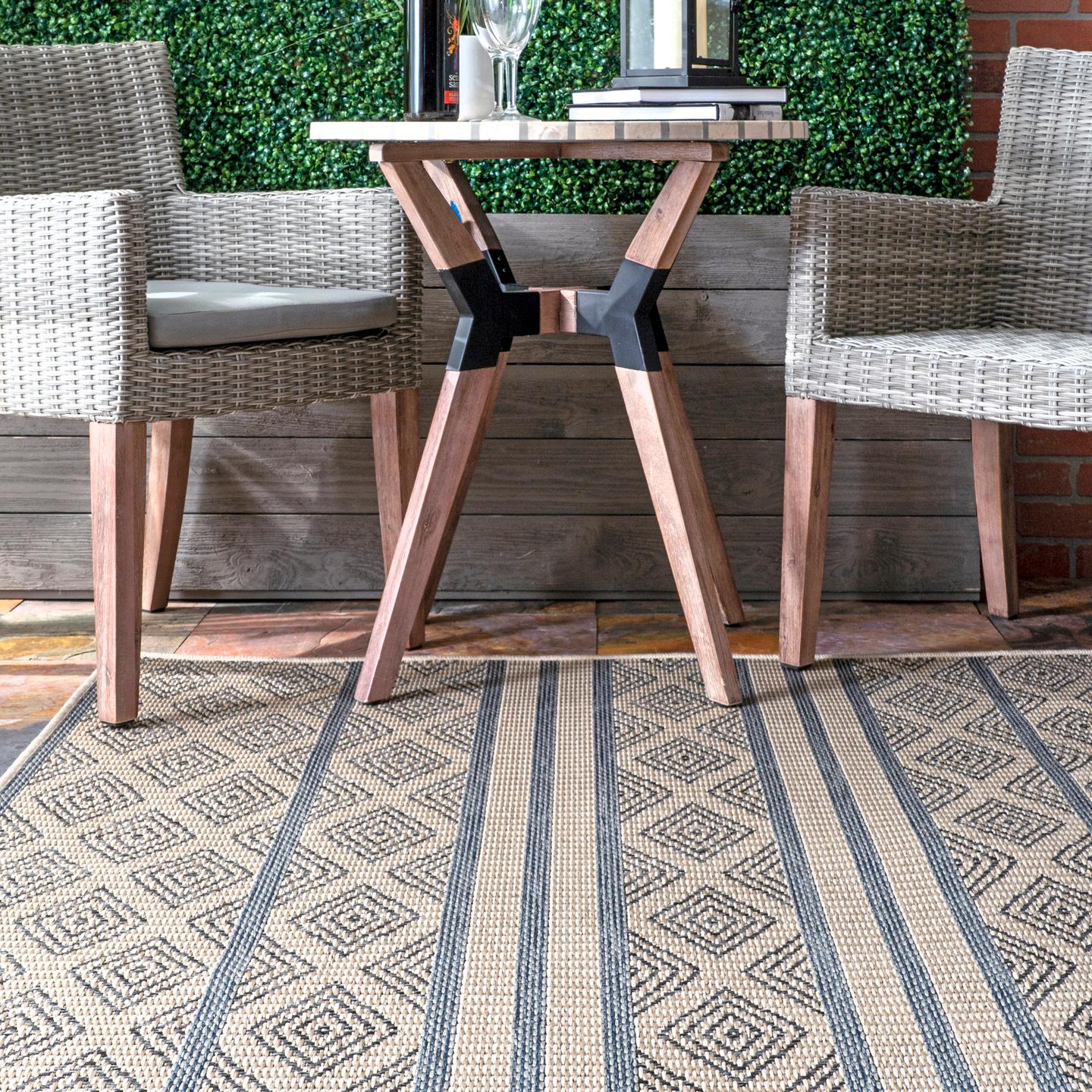 Nuloom Rayna Banded Trellis Nra2847A Light Gray Area Rug