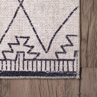 AreaRugs.com Wavaj Nwa1201A Ivory Area Rug