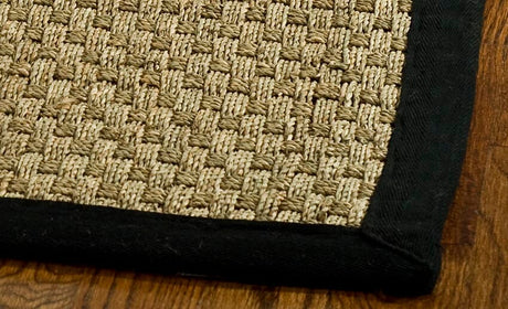 Safavieh Natural Fiber nf114c Natural / Black Rugs.