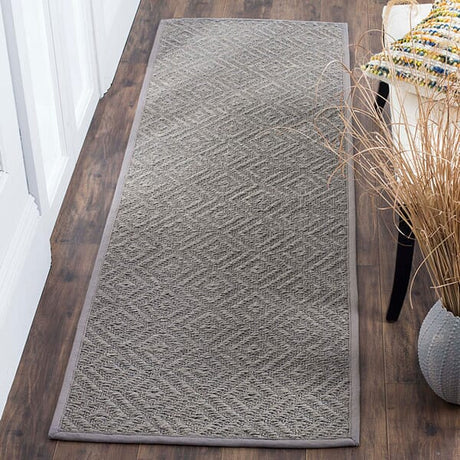 Safavieh Natural Fiber Nf154B Light Grey / Grey Rugs.