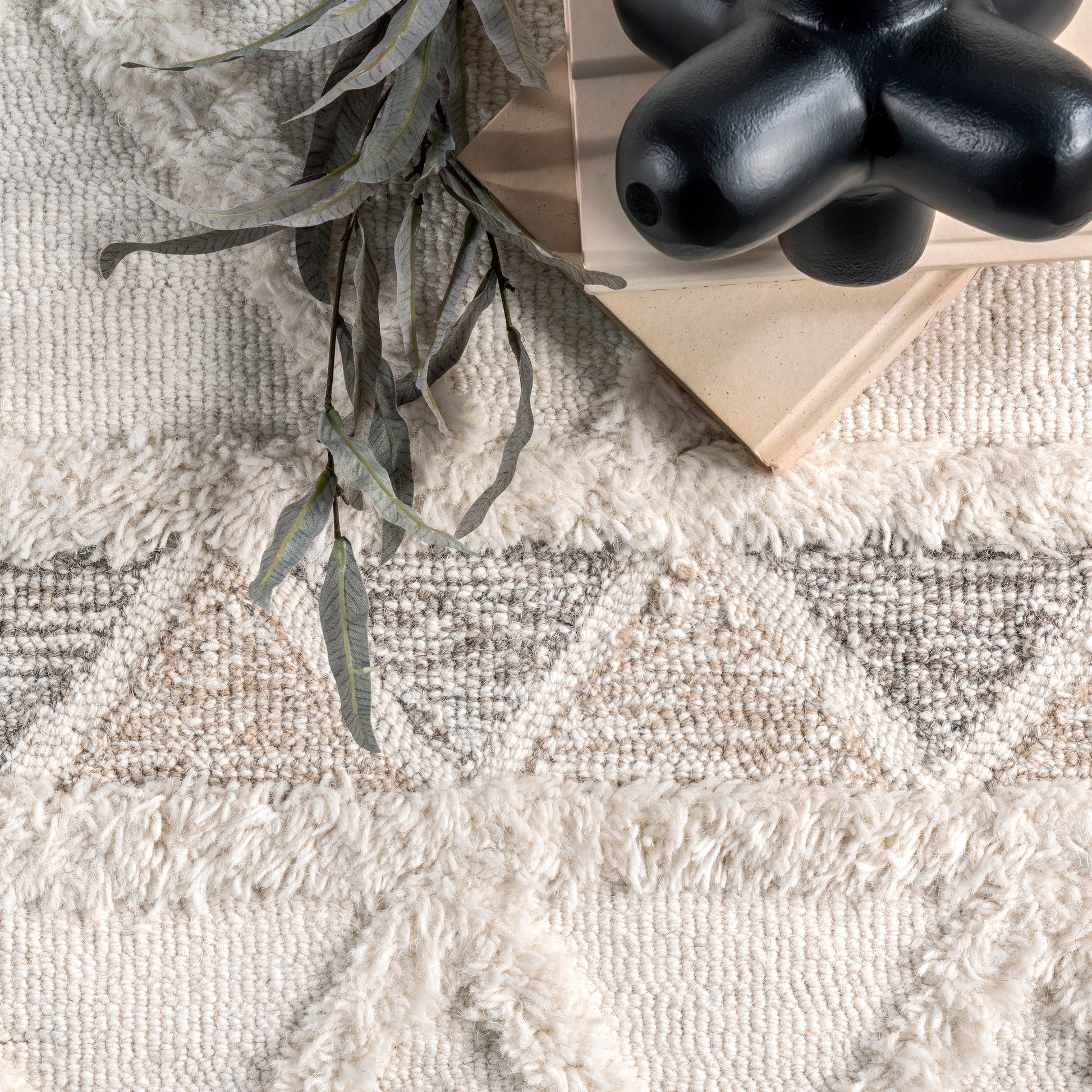 Nuloom Kenna High Low Trellis Nke3315A Ivory Area Rug