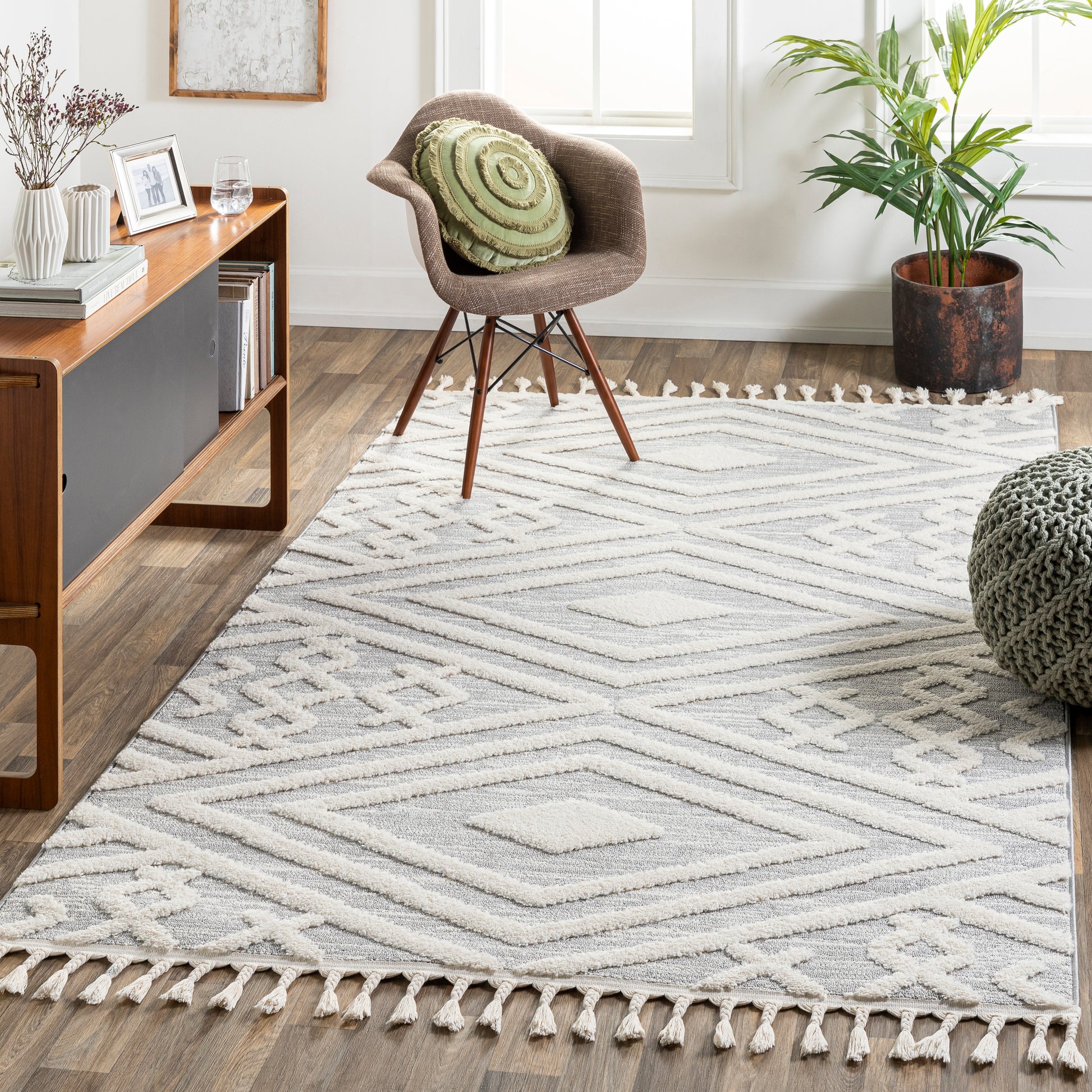 Surya Nora Noa-2302 Grey Area Rug