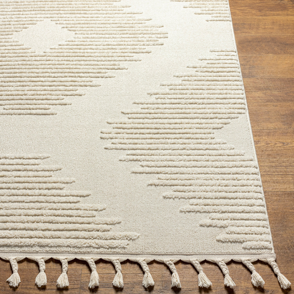 Surya Nora Noa-2304 Beige Rug.