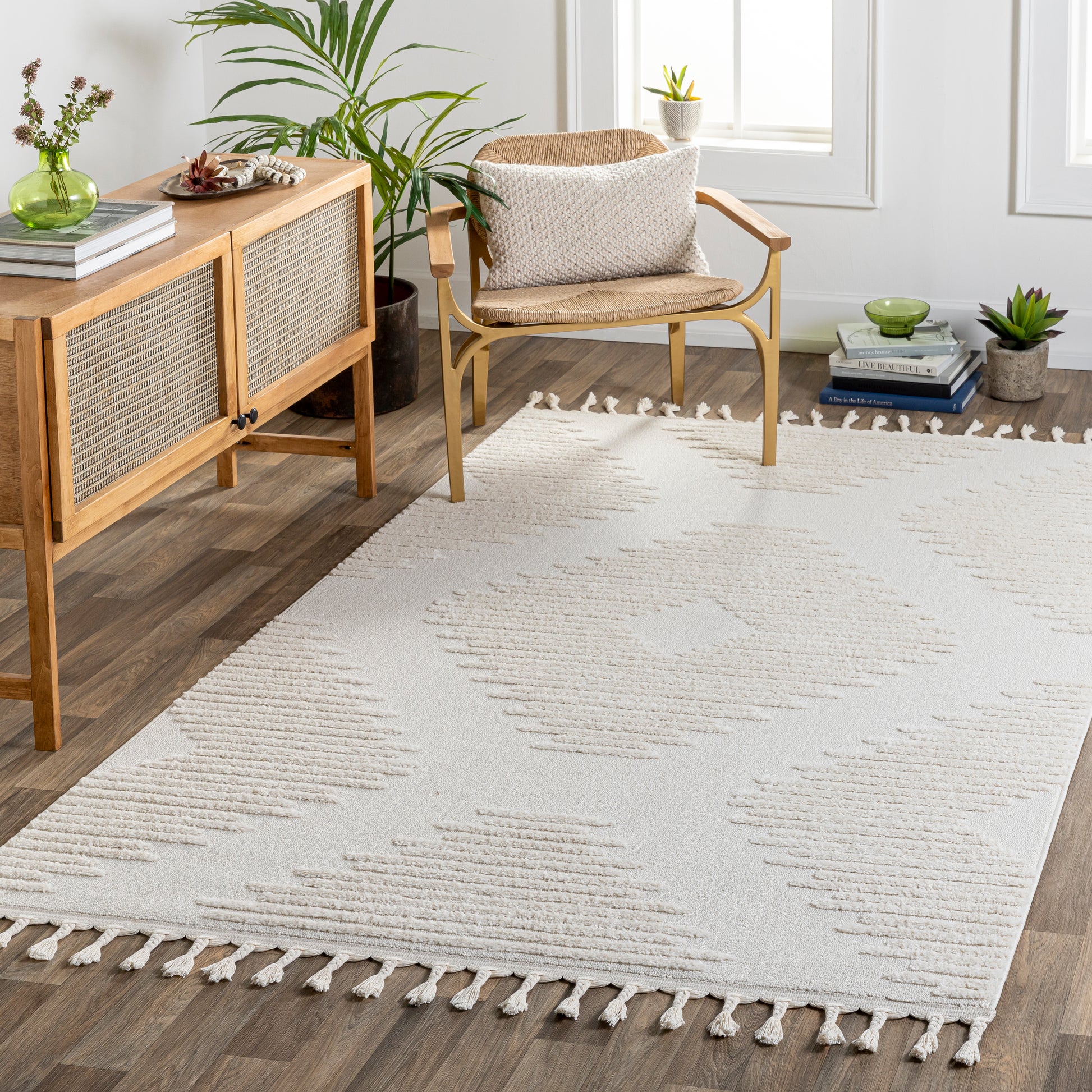 Surya Nora Noa-2304 Beige Area Rug