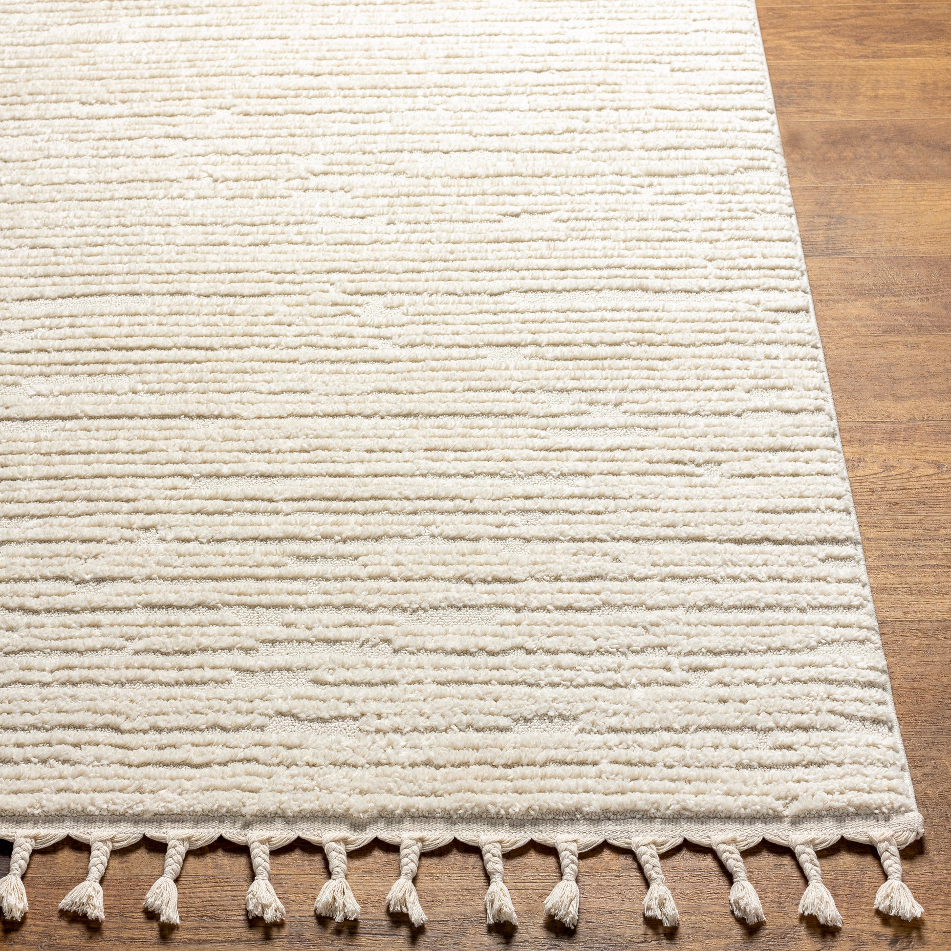 Surya Nora Noa-2305 Beige Area Rug