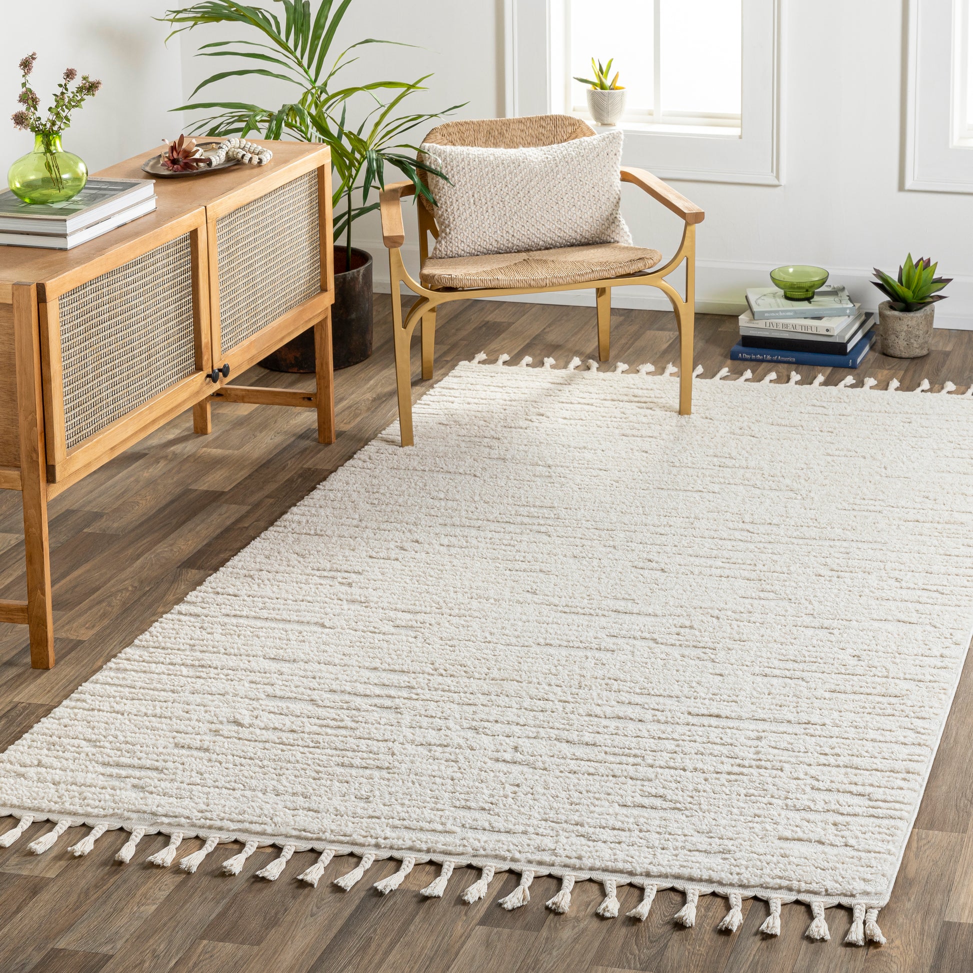 Surya Nora Noa-2305 Beige Area Rug