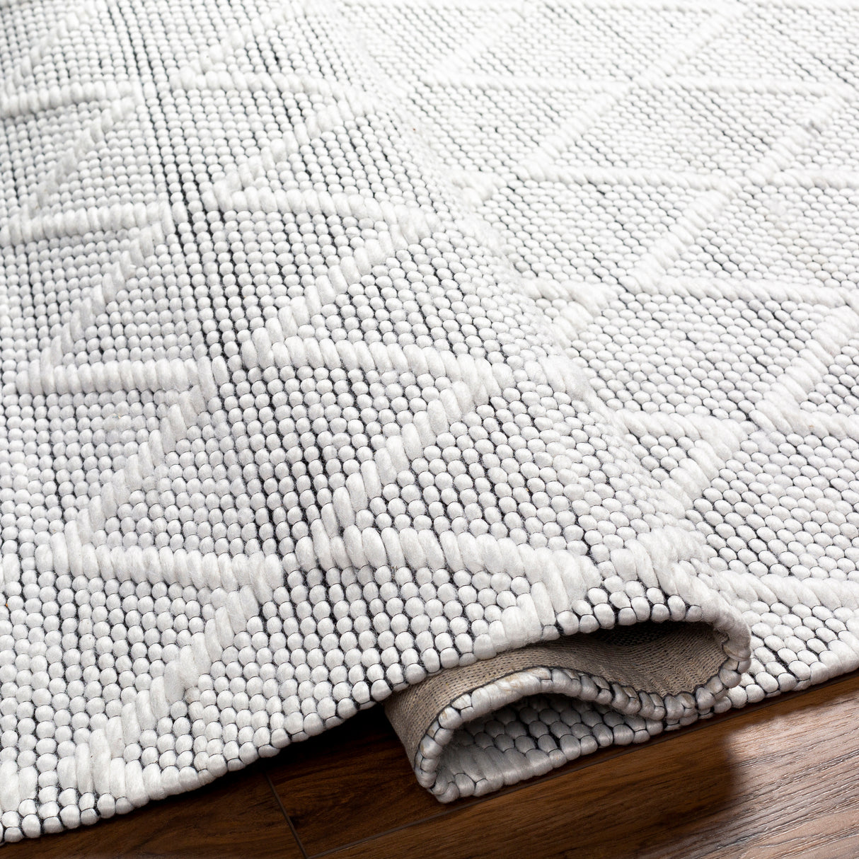 Surya Napoli Npo-2316 Grey Rug.