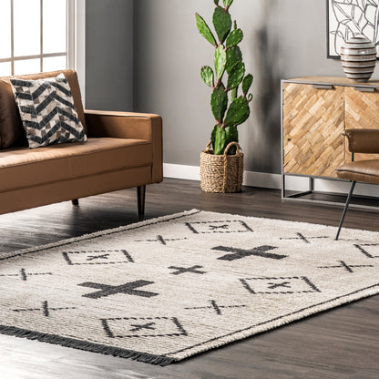 Nuloom Layla Tribal Nla1882A Beige Area Rug